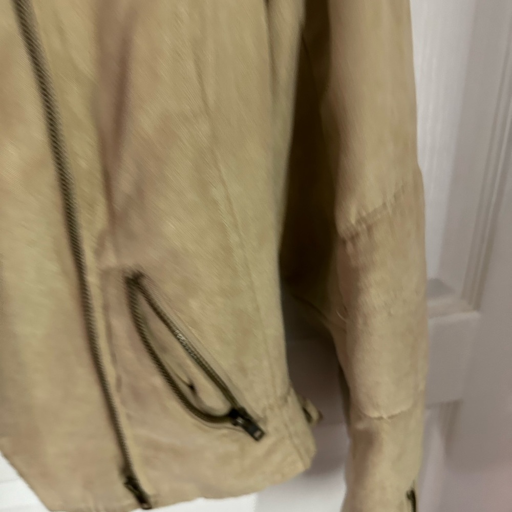 Jacket - Picture 5 of 8